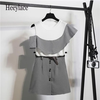 

2020 Plaid Skirt Set Korean style Women 2 Piece Set Clothing Summer 2 Piece Outfits off shoulder T-Shirt Tops and Skirt Set