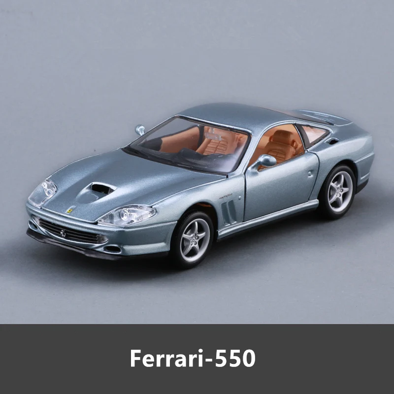 Bburago 1:24 Ferrari F12 Car Model Die-casting Metal Model Children Toy Boyfriend Gift Simulated Alloy Car Collection - Цвет: 550