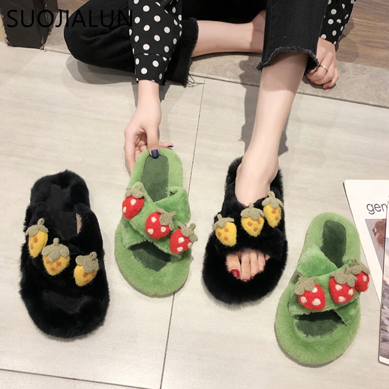 

SUOJIALUN 2019 New Women Slippers Winter Fur Warm Shoes Sweet Strawberry Home Slippers Soft Slip On Open Toe Female Slides Shoes