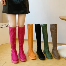 Сапоги без шнуровки; цвет оранжевый, зеленый, розовый; Новинка года; резиновые сапоги на платформе; модные женские сапоги выше колена; эластичные осенние черные сапоги для женщин