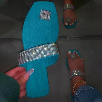 

New Women Crystal Flat Slippers Ladies Clip Toe Bling Woman Thong Casual Comfortable Flip Flops Women's Slides Female Shoes 2020
