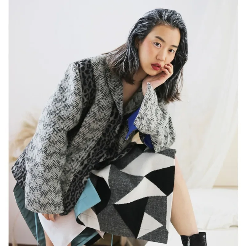 [EAM] New Autumn Winter Lapel Long Sleeve Leopard Printed Irregular Hem Stitch Loose Woolen Coat Women Parkas Fashion JL577
