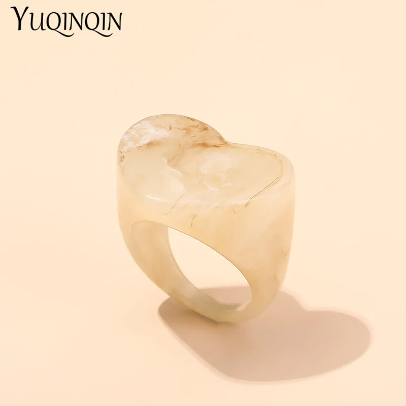 Trendy Colorful Big Heart Rings For Women Fashion Jewelry Resin Acrylic Geometric Punk Finger Rings For Girls Party Gifts ring set gold color rings finger ring gold color ring sparkling heart ring adjustable rings
