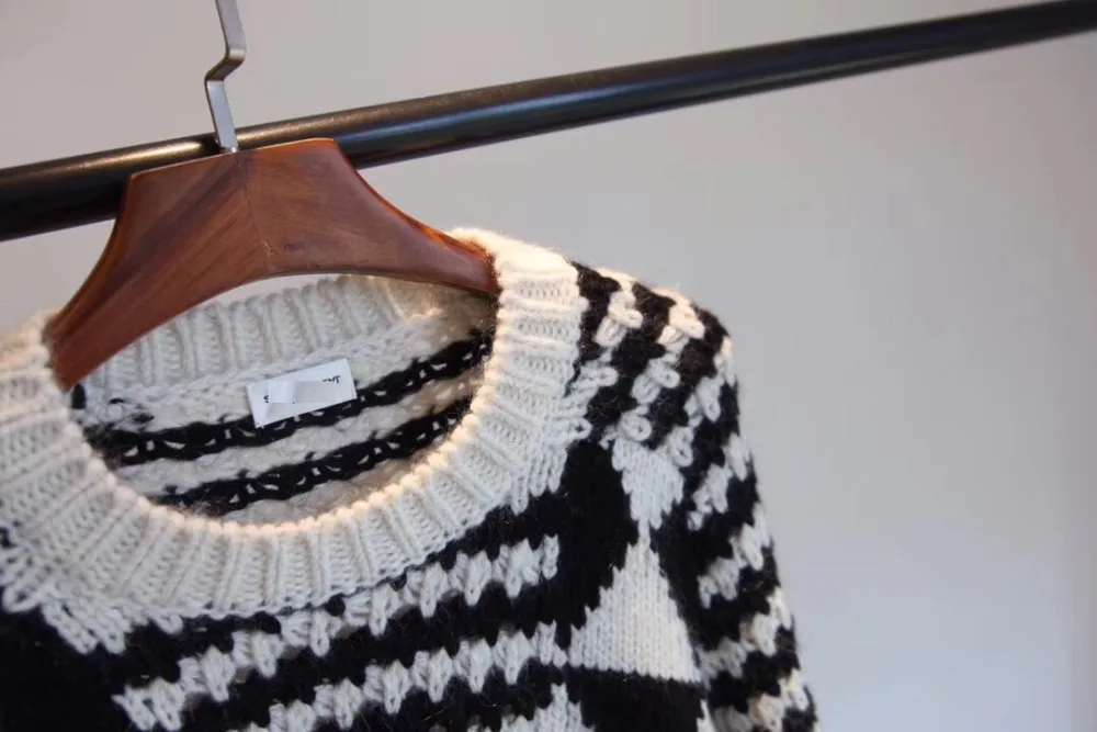 autumn and winter Thick needle black and white geometric woolen mohair sweater