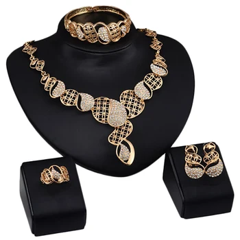 

Wedding Gift Choker Necklace Earring Bangle Bracelet Ring Jewelry Set