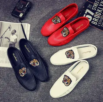 

Nice Summer New Pop Fashion Men Leather Lightweight Casual Shoes Trend Tiger Shoes Cool Man Loafers Driving Shoes