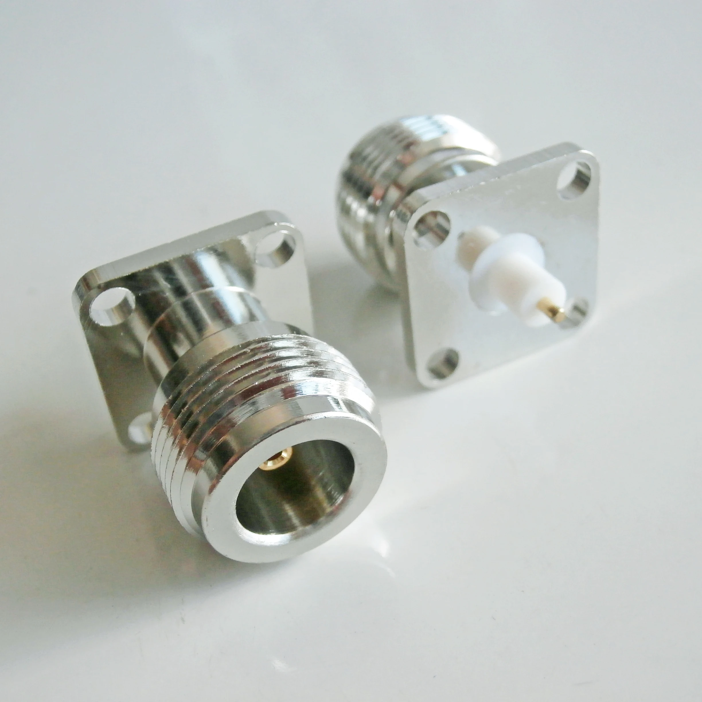 

Connector N Female Jack 4-holes flange PTFE solder cup Panel mount Straight