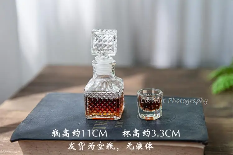 Coconut Newborn Photography Props  European-style glass wine bottle wine glass decorative ornaments props