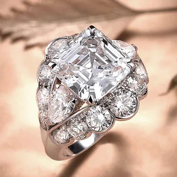 Huitan New Trend Princess Cut Square CZ Women Rings Aesthetic Proposal Engagement Ring for Lover Female Luxury Jewelry Wholesale