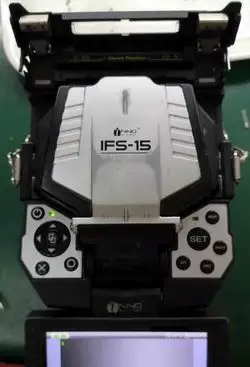 Optical Fiber Fusion Splicer IFS-15A IFS-15M V3/V5/V7  3 IN 1 Fiber holder for FTTH cable a pair