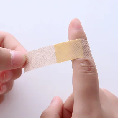Медицинский пластырь одноразовые водонепроницаемые клейкие повязки аптечка