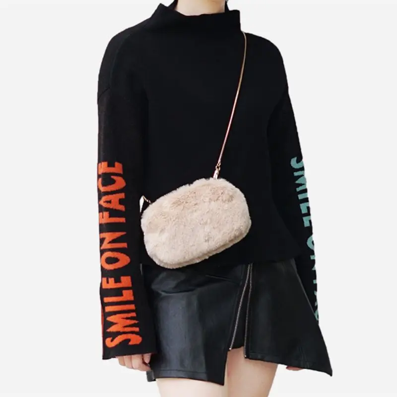 

Girls Fluffy Crossbody Metal Chain Sweet Casual Style Ladies Handbag Daily Use F42A
