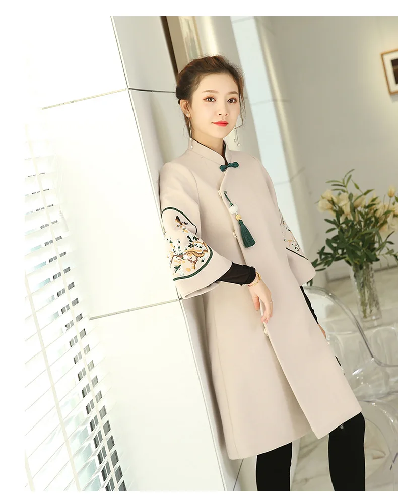 Fragrant Taste Cheongsam Chinese clothing improved Robe Winter Qipao women wool cotton overcoat Asian girls Embroidery Clothing