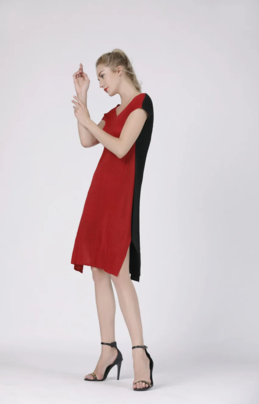 LANMREM/2019 новое летнее плиссированное платье с короткими рукавами контрастного цвета женская одежда с v-образным вырезом Vestido YF911