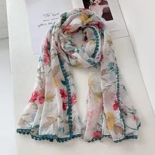 

2022 Fashion Autumn lady Viscose Scarf Vintage Floral Pom Pom Beach Hijab Shawls and Wraps Female Foulards Echarpe Muslim Hijab
