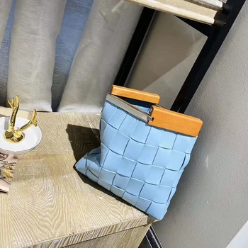 

Women Wooden Handle Woven Clutch Bags Ladies Designer Clip PU Leather Large Capacity Handbag Women High Quality Bag