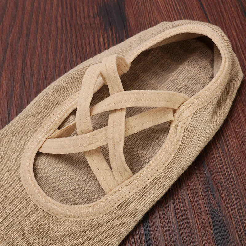 Women Anti-Slip Bandage Pilates Socks Five Toes Women's Yoga Socks Ladies Fitness Dance Ballet Quick-Dry Sock for Yoga Studio 25 H8548664eb6524bcaba38408afdceae14V