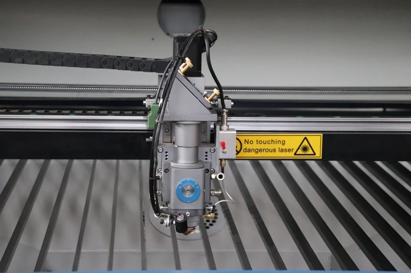 Cnc Стальной Лист металла cnc co2 станок для лазерной резки AKJ1610H