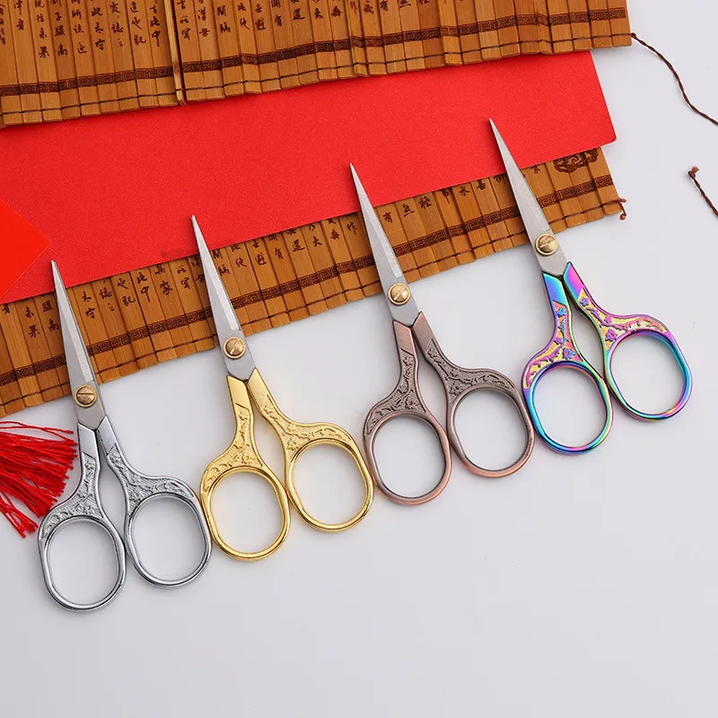 Description Picture 5 of itemSharp Golden Small Scissors Pointed Craft Embroidery Scissors Sewing Thread Cutter Sewing Shears Tailor Zig Zag Fabric Scissors