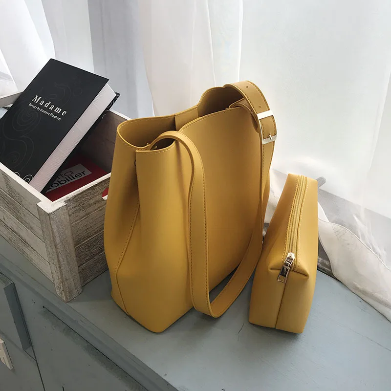 

2019 New Simple Solid Color Casual Bag Large Capacity PU Shoulder Casual Bucket Bag Fashion Wild Female Messenger Blue