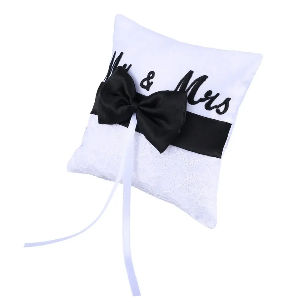 

PMMJZ-002 Novel Bow Ring Pillow for Wedding Engagement Ceremony Decor Rings Cushion with Ribbons Laces