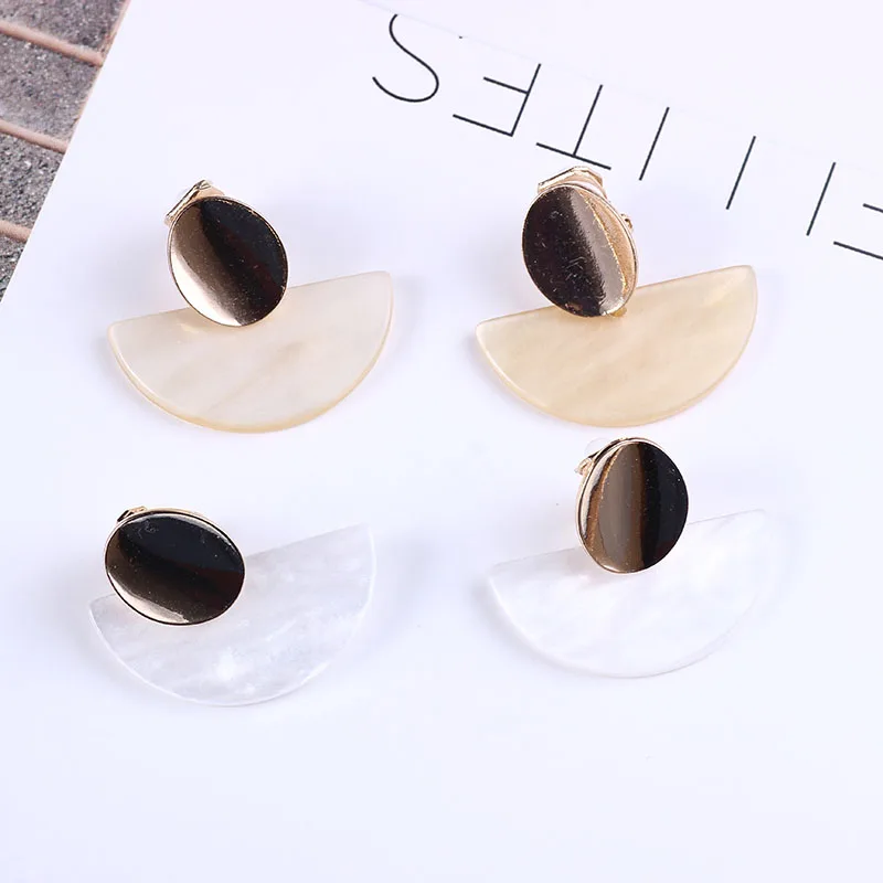 Серьги клипсы с ракушками акриловая полукруглая подвеска эстетические серьги