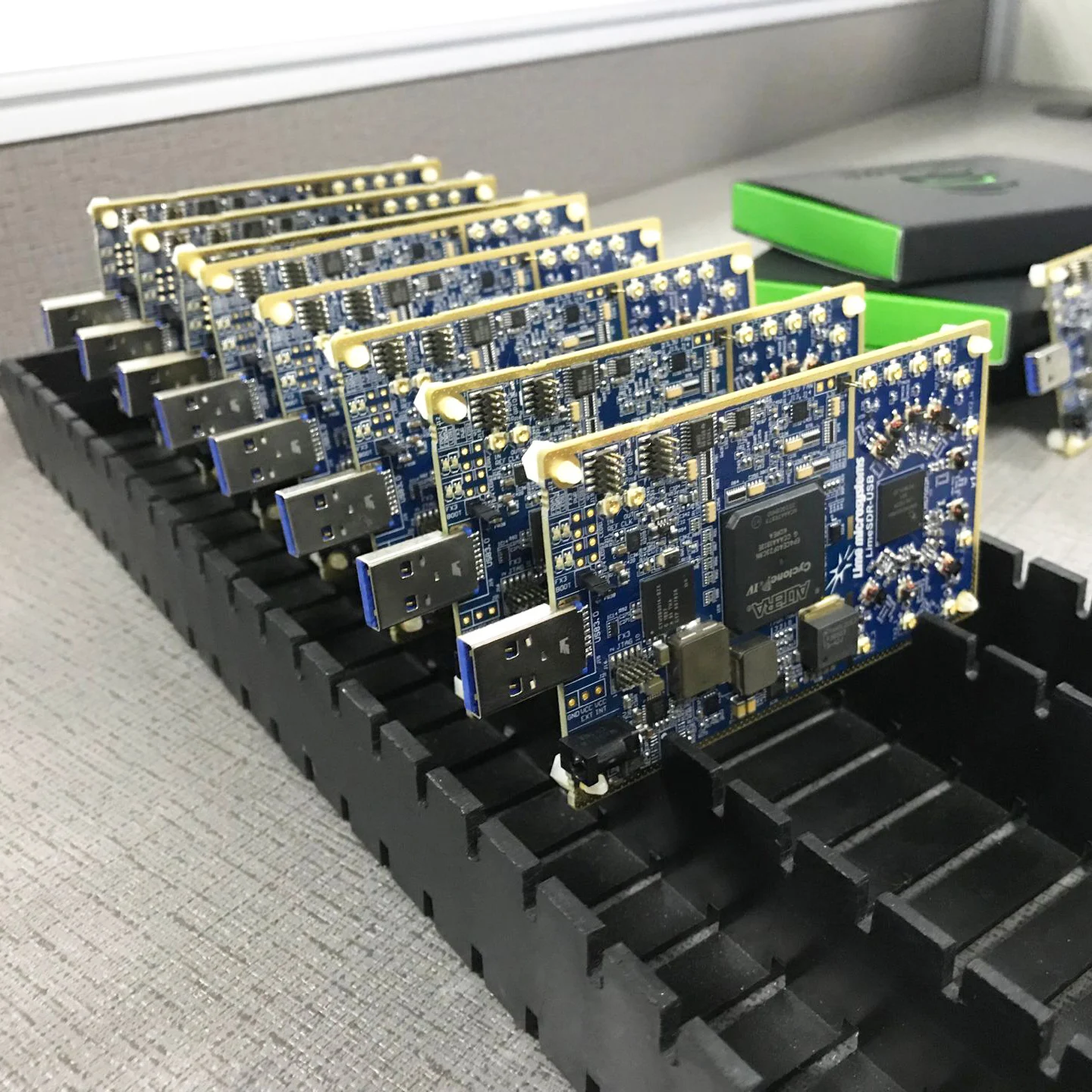 LimeSDR Мини Программное радио(SDR) Limesdr корпус доска с открытым исходным кодом программного обеспечения-определенная радио платформа развития панель инструментов