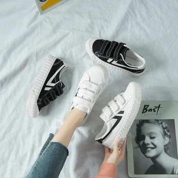 

2019 women Velcro canvas shoes casual thick bottom flat with breathable female sneakers Casual and comfortable U16-56
