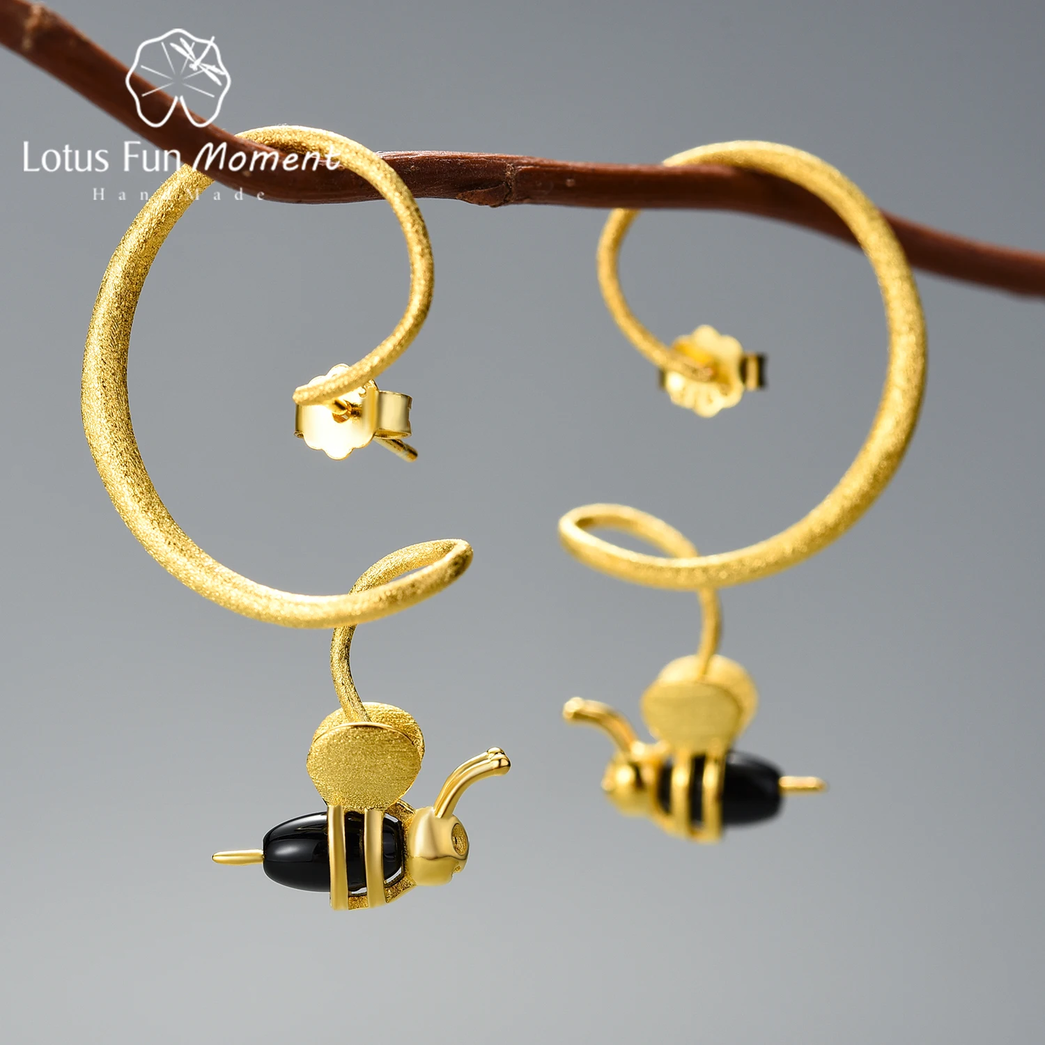 

Lotus Fun Moment Natural Gemstone 18K Gold est Desgin Honey Bee Dangle Earrings For Women 925 Sterling Silver Statement Jewelry