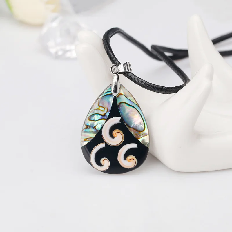 New Style Necklace Natural Shell Material Simple Drop-Shaped Pendant Necklace Versitile Fashion