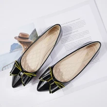 Обувь на плоской подошве; женская качественная обувь из искусственной кожи без шнуровки; женские модные водонепроницаемые Мокасины размера плюс; повседневные лоферы; женская обувь из лакированной кожи с острым носком