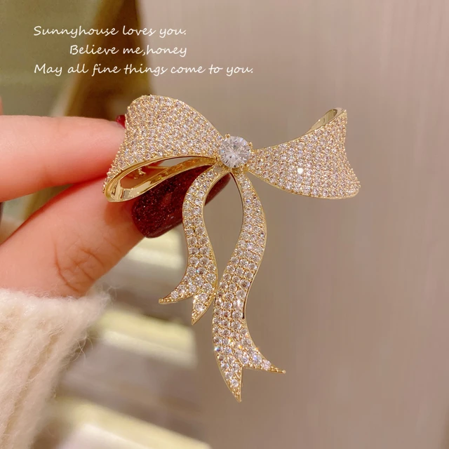 Brooches For Women Cardigan Imitation Pearl Brooch Flower Cubic Zirconia  Accessories Pin Fine Jewelry Drop Shipping