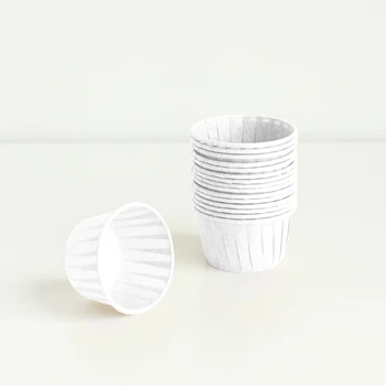 

100-Pack Small Mini Cake Liner Baking Cup Paper Muffin Box Cake Paper Cup Art Tray Cake Wrapper Decoration Tool-White