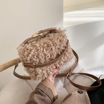 

Faux Fur Fairy Bag Lamb Hair Portable Furry Bag Women's Bag Autumn Fashion Small Square Bag Shoulder Messenger Bag Furry Fluffy