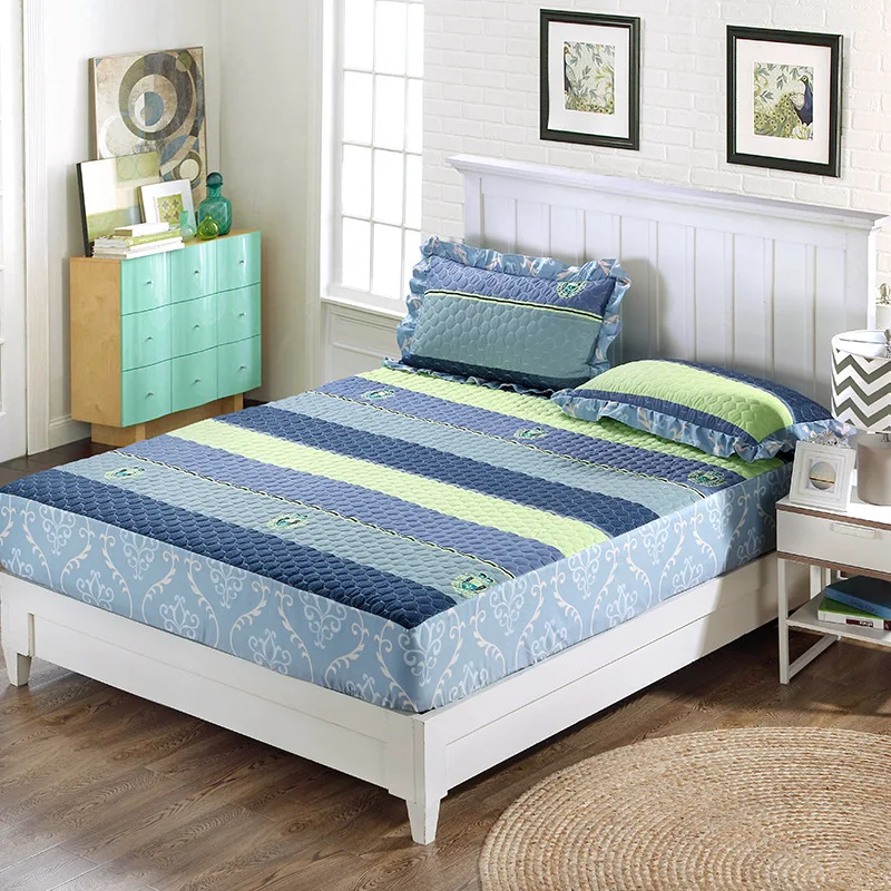 

Thicken Quilted Bed Mattress Protector Soft Comfortable Bed Cover Non-slip Mattress Cover for Hotel and Home
