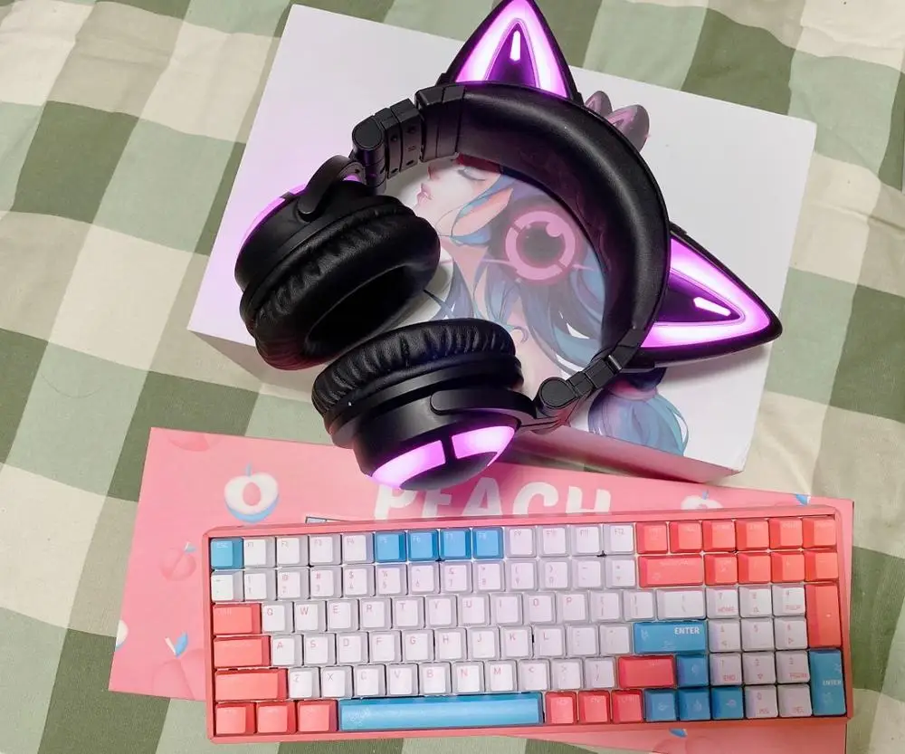 Orignal YOWU 3S Cat ears Black Wireless bluetooth headset Two dimensions LED Luminescence Comics game headphone for girl