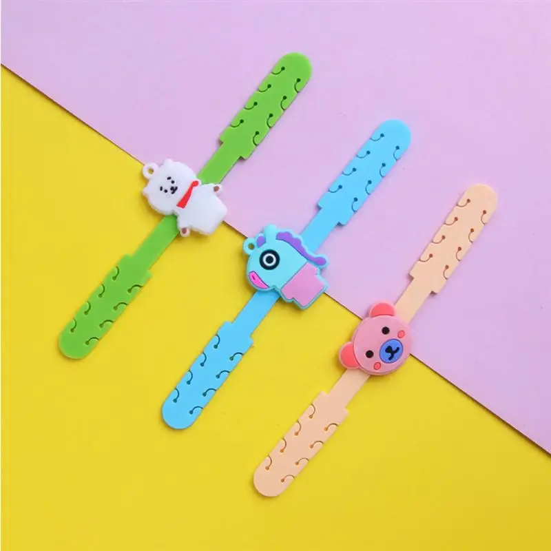 

15PCS Cartoon Mask Extension Buckle Adjustable Masks Hook PVC Soft Extension Strap Ear Hanging Type(Mixed Style Assorted Color)