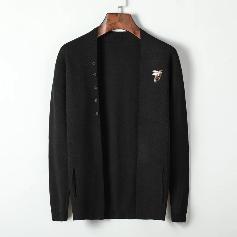Mens Sweaters 2019 Spring and Autumn Men's Slim Sweater Coat Youth Sweater Bee Embroidered Sweater Cardigan Tide Mens Sweaters 2019 Spring and Autumn Men's Slim Sweater Coat Youth Sweater Bee Embroidered Sweater Cardigan Tide