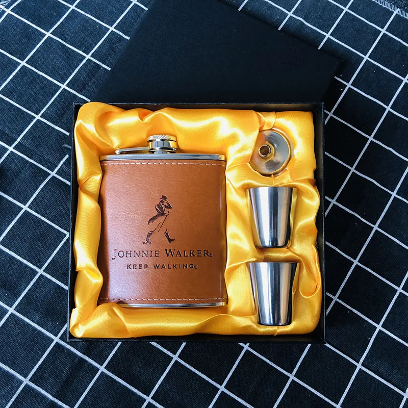 Description Picture 2 of itemMini 7oz Pu Leather Wrapped Metal Whisky Flagon Gloss 304Stainless steel Alcohol Funnel Hip Flask Set With Black Gift Box LPPUNK