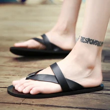 Пляжные Модные мужские шлепанцы на плоской подошве; Летние кожаные Вьетнамки для отдыха; мужская обувь