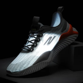 

Hot Style Reflective Ultralight Socks Men Shoes Comfortable Breathable Bottom Hot Sale Linen Canvas Wavy Bottom Elastic Sneakers