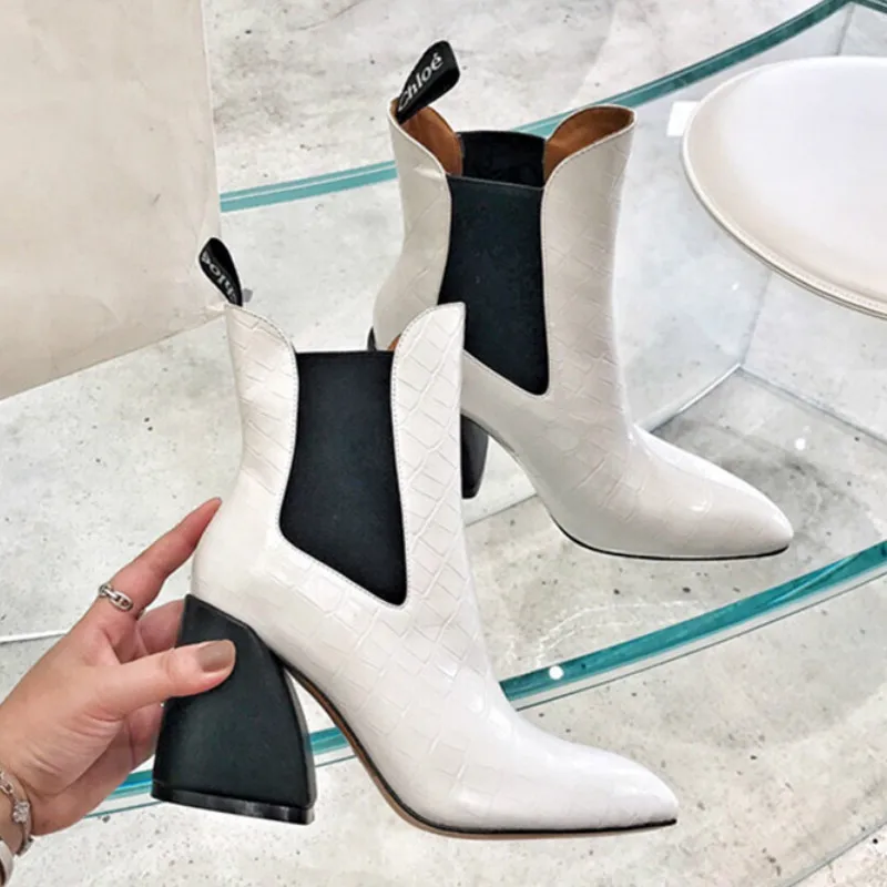 

2020 Spring Designer Chealsea Boots Quality Crocodile Leather Slip on Ankle Boots for Women Ladies Party Shoes White Boots P296