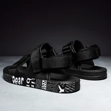 Модные мужские сандалии; дизайнерская мужская обувь; sandale homme; sandalias hombre 39 летняя обувь для пляжа; летние туфли на плоской подошве Удобные дышащие Вьетнам черного цвета