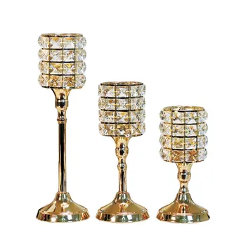 

Golden Crystal Candlestick Wedding Centerpieces European Luxury Candlestick Romantic Dinner Ornaments Bougeoir Home Decor EB5