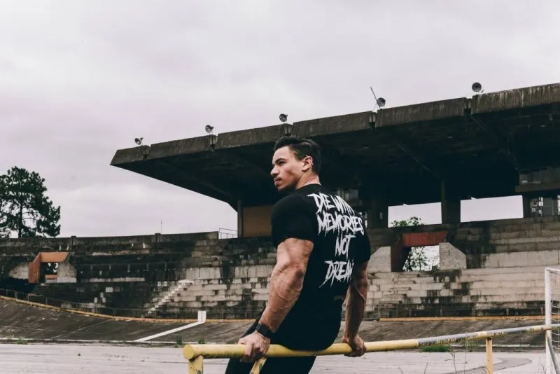 9022128183_447170321