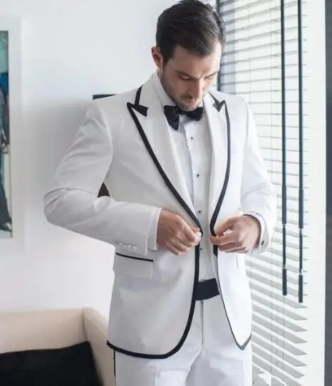 

Tailored Groomsmen White Groom Tuxedos Brand New Men Suits Peak Lapel Best Man Terno Masculino 2pieces Suit ( Jacket+Pants+Tie )
