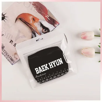 

1 Pcs Kpop EXO Regular Series XOXO Kiss Hug XIU MIN BAEK HYUN Cotton Dustproof Dust Warm Black Mask Members Name Letters Unisex