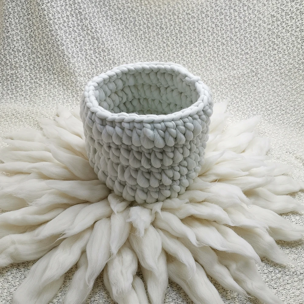 

Clearance! A Set 150*100cm Thick Bobble Fabric Backdrop Blanket+Knitted Basket+100% wool blanket for Newborn Photography Prop