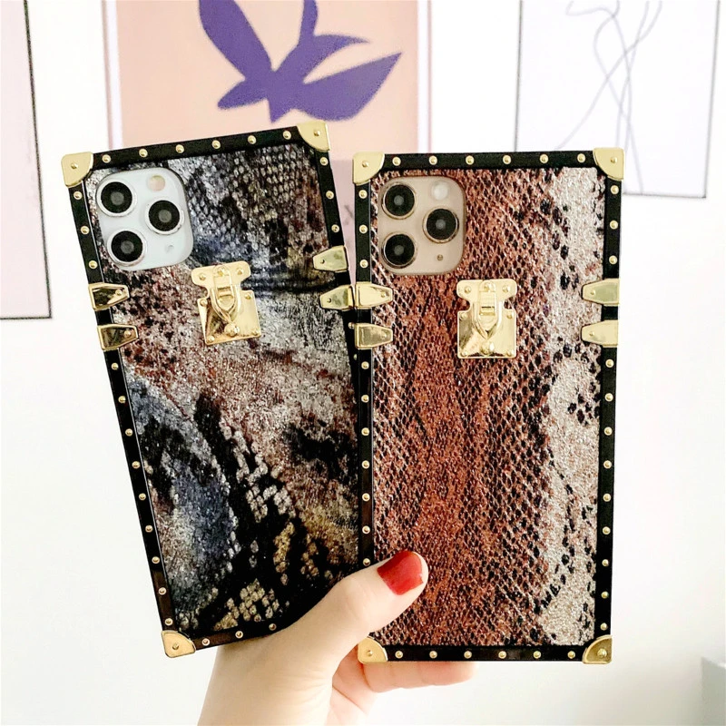 

Luxury Square Snake Skin Phone Case For iphone 11Pro MAX Case SE XS MAX XR X 7 8 Plus Fashion Square Vintage Snake Pattern Cover