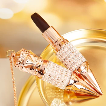 

Queen's Diamond Pearl 3 color in 1 Tube Lipstick Matte Texture Easy to wear Silky Touch Waterproof Long Lasting Nude Lip Makeup